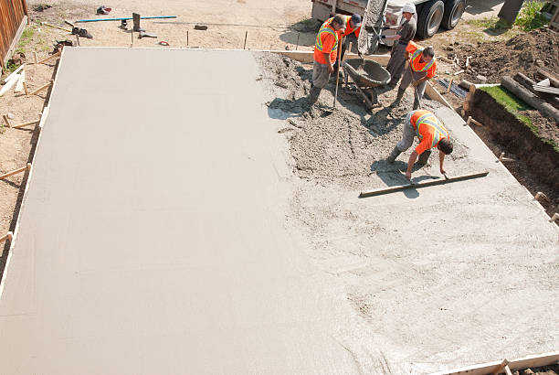Best Concrete Demolition Services in Chelsea, MI