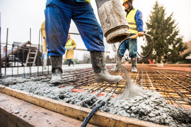 Best Concrete Sidewalk Installation in Chelsea, MI